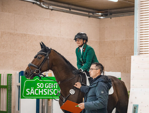 Erstes Jungpferdeturnier Reithalle Moritzburg