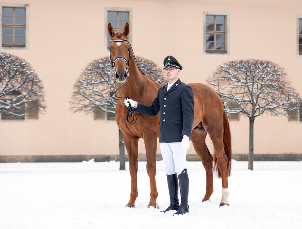 ATLANTIX SR an der Hand von GOW Felix Müller 
